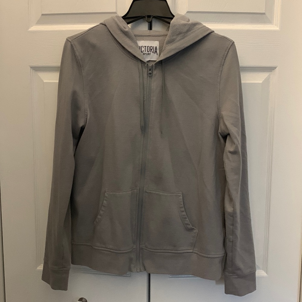 Lightweight VS Sport grey sweatshirt SZ Lg in good condition.